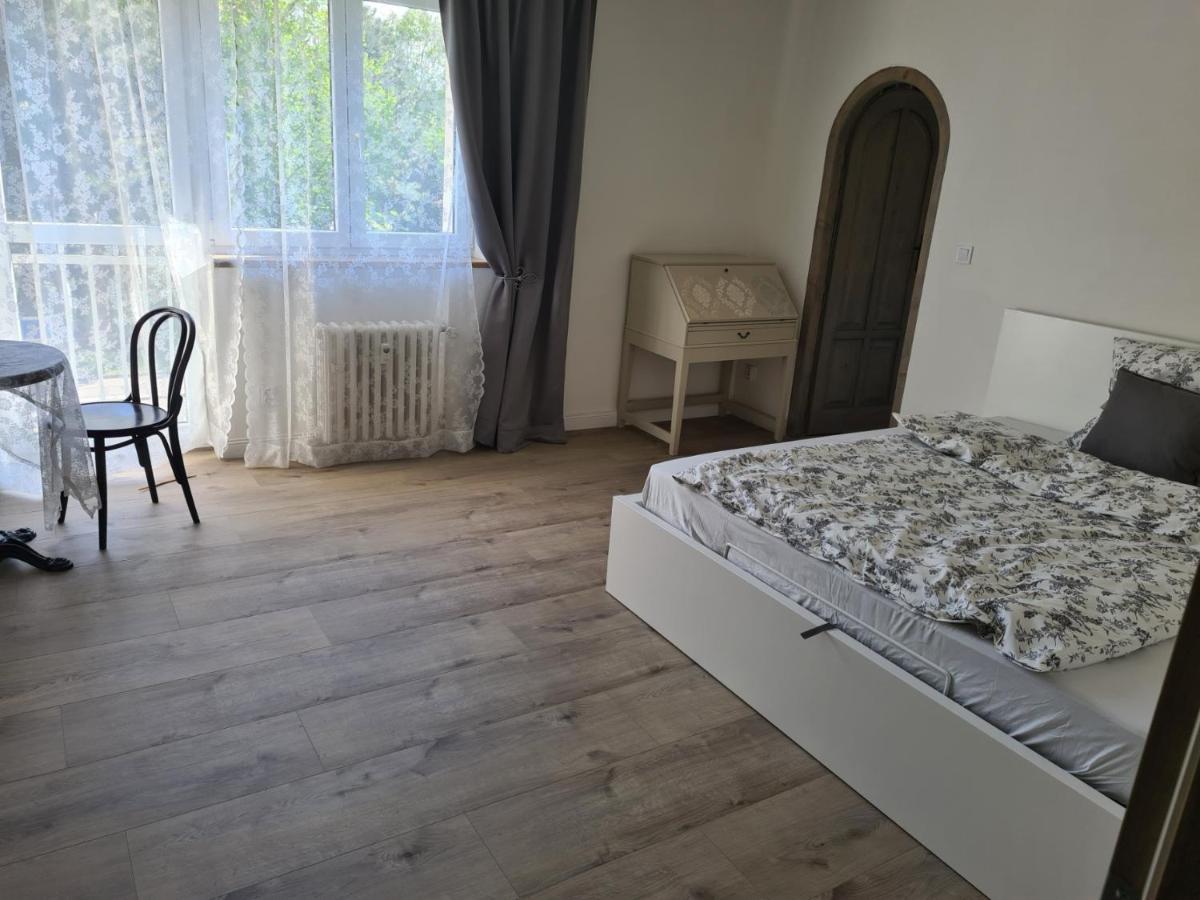 Airport Rooms Prague Ngoại thất bức ảnh