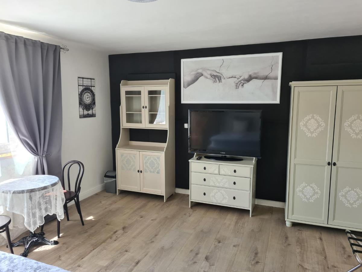 Airport Rooms Prague Ngoại thất bức ảnh